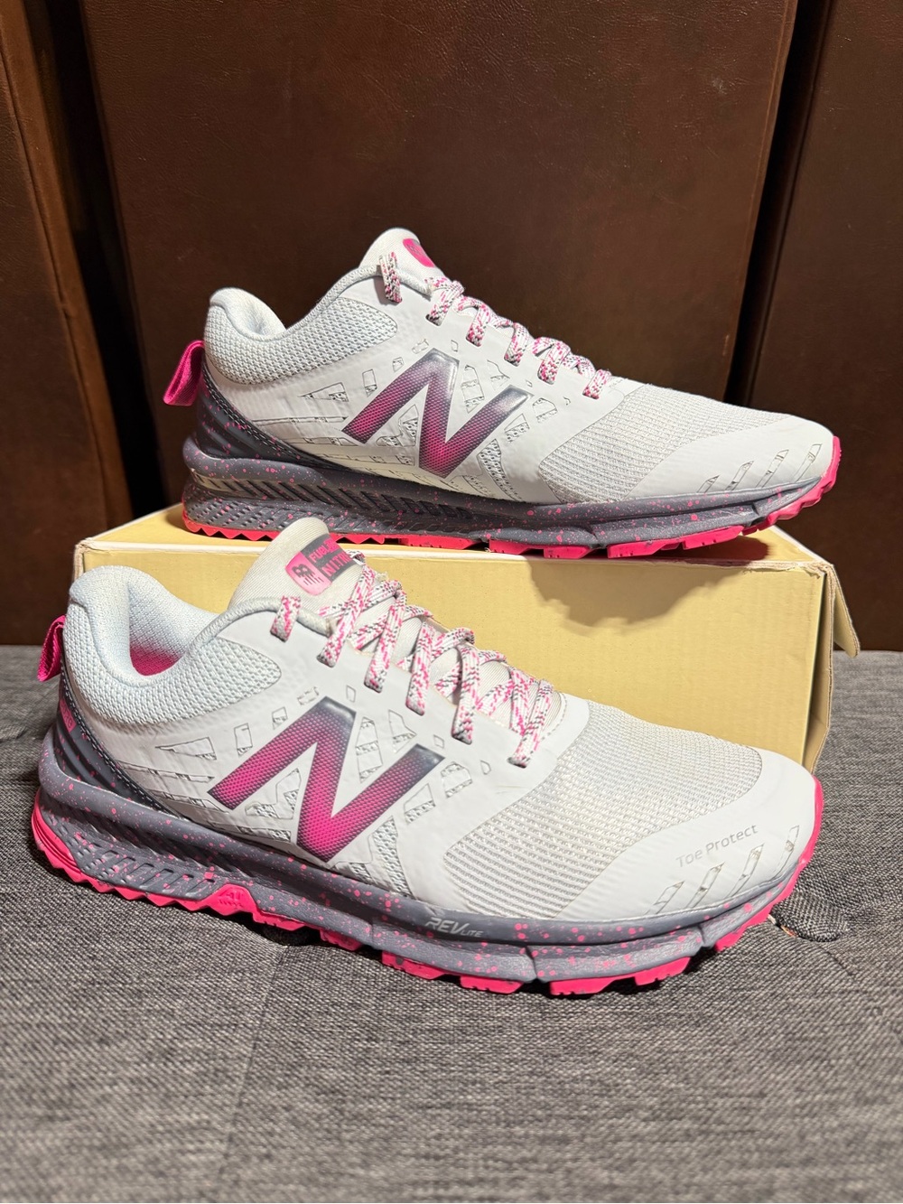New Balance Women's Light Gray and Pink Trail Running Sneakers - Picture 10 of 10